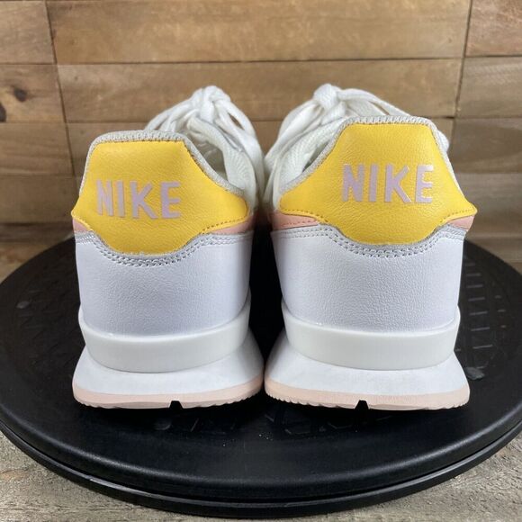 Nike Internationalist Women's Size 8 Running Shoes DM3076-100 White Sneakers - Picture 4 of 10